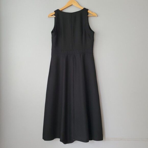 Banana Republic Black V-Neck Fit Flare Sleeveless Midi Dress w Pockets Womens 6 - Picture 4 of 8